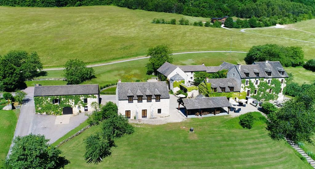 Отель Le Hameau De Barboron Савиньи-ле-Бон Экстерьер фото