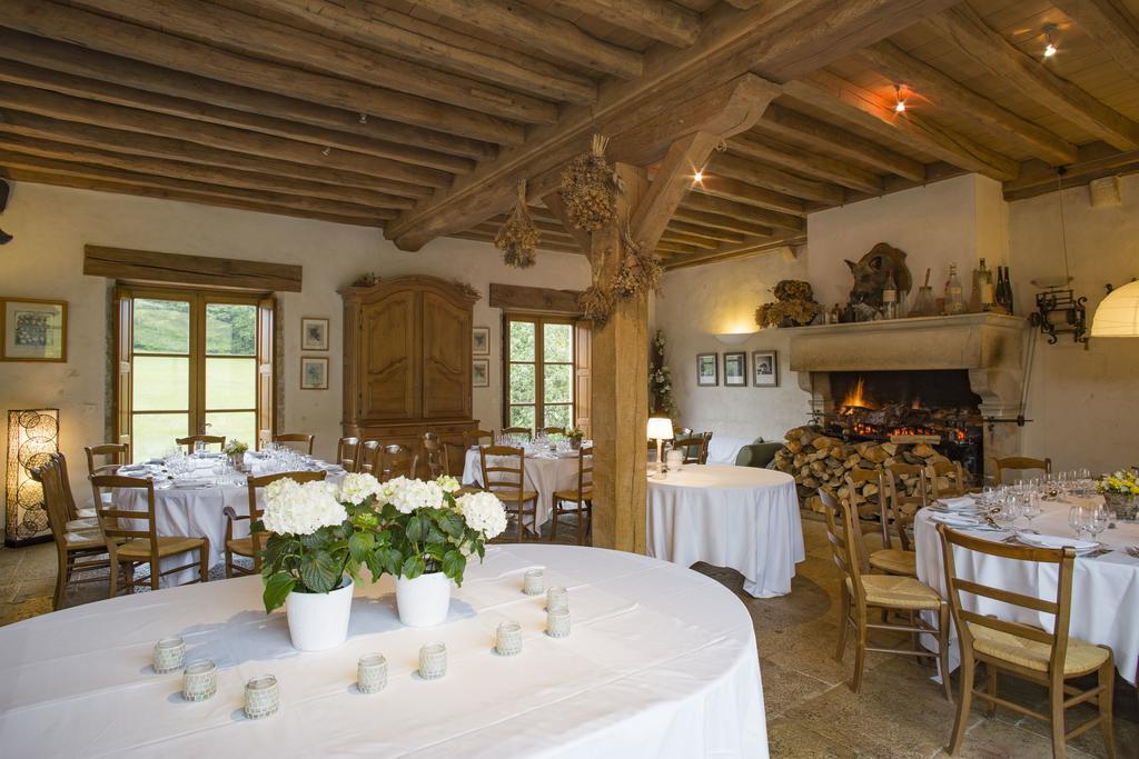 Отель Le Hameau De Barboron Савиньи-ле-Бон Экстерьер фото